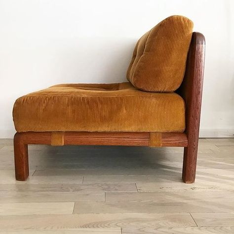 Scandinavian Lounge Chair, Vintage Furniture Design, Lounge Sofas, Dream Furniture, Tufted Chair, Mid Century Scandinavian, Brown Corduroy, Bedroom Chair, Mid Century Decor