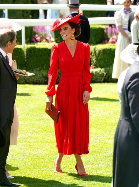 Rosie Assoulin Dress, Royal Ascot Fashion, Ascot Outfits, Ascot Dresses, Red Wrap Dress, Graphic Print Dress, Vibrant Dress, Philip Treacy, Alexander Mcqueen Dresses