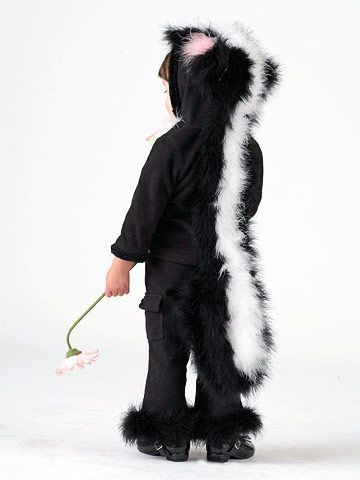 Creative Halloween Costumes For Kids, Skunk Halloween Costume, Costumes You Can Make At Home, Skunk Halloween, Skunk Costume, Shrek Costume, Halloween Costumes To Make, Costume Inspirations, Baby Boy Halloween