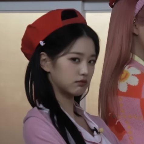 Wonyoung Shocked, Wonyoung Funny, Cybercore Aesthetic Blue, Dark Cybercore, Confused Face, Disgusted Face, Cybercore Aesthetic, Blue Aesthetic Dark, Angry Face