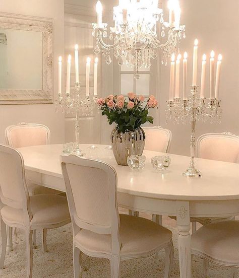 Girly Dining Room, Orchid Wedding Invitations, Rose Gold Rooms, Dining Room Victorian, Things About Me, Coffee And Cake, Dream Dining Room, I Live Alone, Live Alone