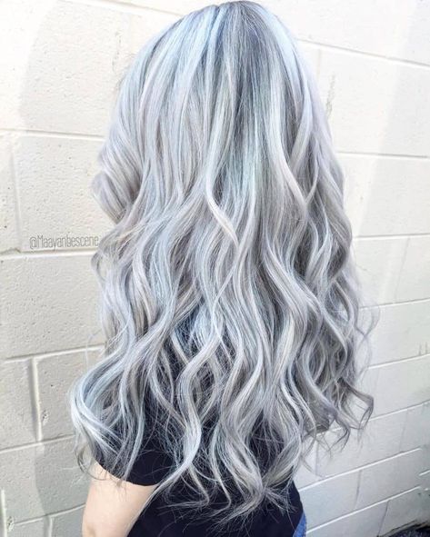 Light Blue Hair Color, Pelo Color Ceniza, Singer Outfits, Blue Hair Color, Long Silver Hair, Hair Color Pictures, Light Blue Hair, Vivid Hair Color, Bright Hair Colors