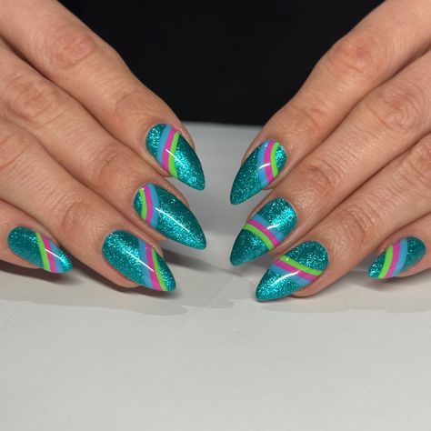 Glitter manicure rainbow colorful glam
Vibe Pointy Glitter Nails, 80s Nails 1980s, 1980s Nails, 80s Nails, Wedding Singer, 80s Glam, The Wedding Singer, Prom Nails, Glitter Nails