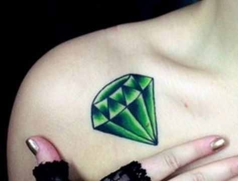 30 Diamond Tattoo Designs For Inspiration Diamond Tattoo Meaning, Berg Tattoo, Diamond Tattoo Designs, Diamond Tattoo, Gem Tattoo, Jewel Tattoo, Diamond Tattoos, Ring Tattoos, Tattoo Designs For Girls