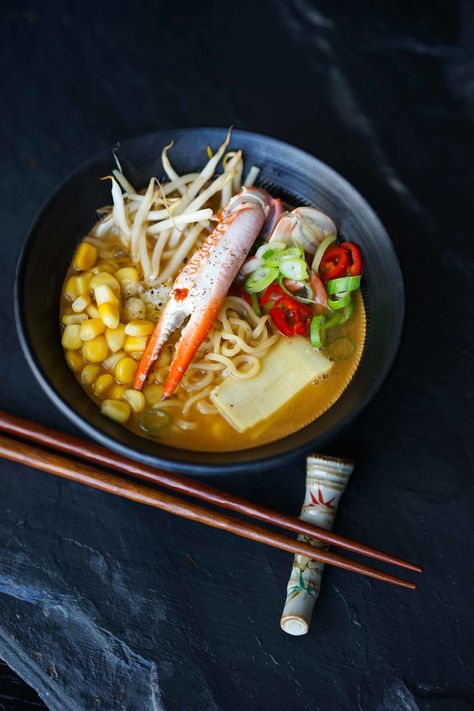 Seafood Ramen Bowl Recipe, Crab Ramen, Seafood Ramen Bowl, Sea Food Ramen, Seafood Ramen Noodle Bowl, Japan Food, Food Photography Styling, Food Styling, Crab