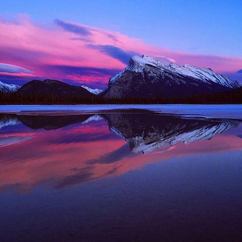 See ya next year !  Thanks for attending @BanffMedia in #mybanff! Lakes In Canada, Things To Do In Banff, Vermillion Lakes, Scenic Pictures, Amazing Pictures, Banff National Park, Vacation Places, Sunset Photos, Image Generator