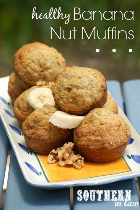 Gluten Free Banana Nut Muffins Recipe - healthy, low fat, whole wheat, sugar free, clean eating friendly Healthy Banana Nut Muffins, Gluten Free Banana Nut Muffins, Banana Nut Muffins Healthy, Banana Nut Muffins Recipe, Nut Muffins Recipe, Glutenfri Baking, Banana Nut Bread Recipe, Nut Bread Recipe, Nut Muffins