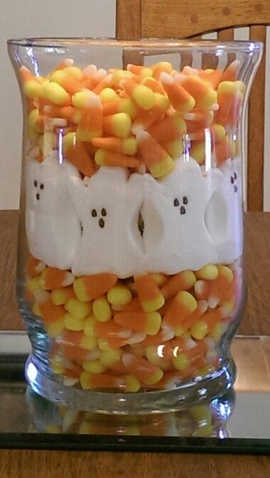 Halloween decoration. Peeps and candy corn! Halloween Candy Buffet Table, Church Halloween Party, Corn Decorations, Halloween Candy Buffet, Halloween Party Candy, Candy Corn Decor, Easy Holiday Decorations, Halloween Dessert Table, Church Halloween