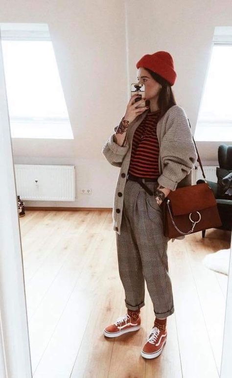 Berlin Travel, Outfits Dress, Berlin Fashion, Hipster Outfits, Teacher Outfits, Indie Outfits, Mode Inspiration, Mode Style, Grunge Fashion