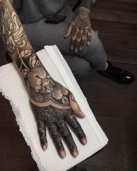 Hand Palm Tattoos, Toe Tattoos, Forever Tattoo, Black Tattoo Cover Up, Knuckle Tattoos, Hand And Finger Tattoos, Palm Tattoos, Blackout Tattoo, Hand Tats