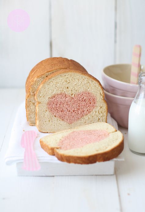 A Loaf Of Bread, Pastel Cupcakes, Loaf Of Bread, Valentines Day Food, Valentine's Day Recipes, Valentines Food, Loaf Bread, Bread Baking, Cute Food