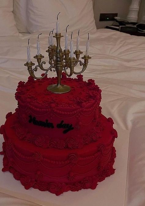 Tort Harry Potter, Wedding Cakes Summer, Goth Cakes, Cakes Funny, Most Beautiful Wedding Cakes, Cake Summer, Idea Cake, Decorate Cake, Cakes Beautiful