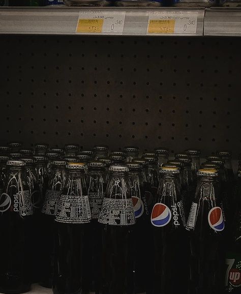 Pepsi Aesthetic Vintage, Pepsi Max Aesthetic, Drink Bottle Aesthetic, Soda Aesthetics, Pepsi Aesthetic, Vlog Aesthetic, Team Orange, Pepsi Cola, Key To My Heart