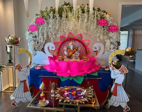 Vrindavan Decoration At Home, Lotus Ganpati Decor, Jamastami Decor At Home, Ganpati Makhar Decoration At Home, Saraswati Puja Decoration Ideas, Janamashtmi Decoration Ideas, Janmastami Decorations At Home, Puja Decoration At Home, Janmashtami Decoration Ideas Home