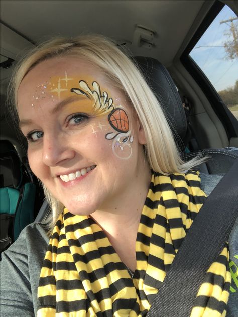 Super fast basketball design #facepaint #WSU #Wichita #basketball Basketball Face Paint Ideas, Basketball Face Paint, Face Painting Basketball, Face Paint Basketball, Sports Face Paint Ideas, Face Painting Sports, Baseball Face Paint Black, Magic Basketball, Basketball Games For Kids