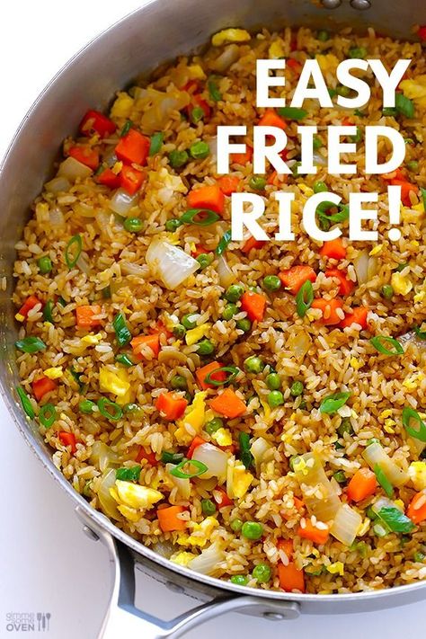 How To Make Fried Rice: This is seriously the easiest way to make fried rice for dinner. - the perfect family weeknight meal. | easy dinner recipe Restaurant Style Fried Rice, Make Fried Rice, Making Fried Rice, Makanan Diet, Oyster Sauce, Alfredo Sauce, Diet Keto, Classic Food, Marinara