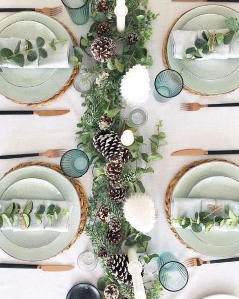 ＡＭＹ on Instagram: “Morning! A slightly wonky table display this morning 🙃 looking forward to Xmas jumper drinks later 🍸 we had Santa visit last night which…” Dinner Table Styling, Ikea Xmas, Copper Cutlery, Christmas Dinner Table Settings, Classy Christmas Decor, Candles Black, Green Dinner, Christmas Gift Tags Diy, New Year Table