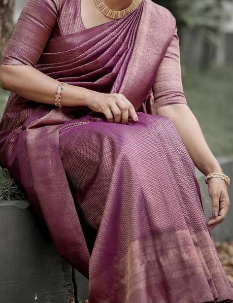 Purple Silk Saree Wedding, Christian Wedding Saree, Koorai Saree, Kerala Wedding Saree, Christian Bridal Saree, Violet Colour, South Indian Wedding Saree, Pregnancy Pics, Maternity Photography Poses Pregnancy Pics