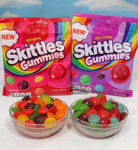 Skittles Logo, Toddler Birthday Gifts, Junk Food Snacks, Food Snacks, Food Drinks Dessert, Toddler Birthday, Candy Bowl, Sugar Cravings, Wild Berry