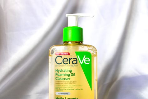 Cerave Hydrating Foaming Oil Cleanser, Cerave Oil Cleanser, Hydrating Foaming Oil Cleanser, Cerave Cleanser, Bioderma Atoderm, Cleanser For Oily Skin, The Ordinary Skincare, Maybelline Makeup, Foaming Face Wash