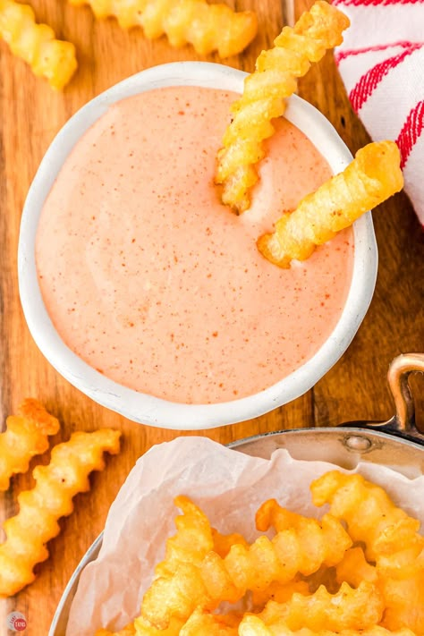 Best Fry Sauce Recipe Truffle Fries Dipping Sauce, How To Make Fry Sauce, Utah Fry Sauce, French Fry Sauce Recipe Easy, Easy Fry Sauce, Waffle Fry Dipping Sauce, Freddy’s Fry Sauce, Freddy's Fry Sauce Recipe, Spicy Fry Sauce