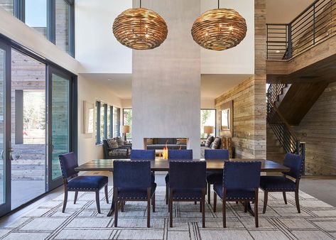 contemporary-lake-house-dining-room Lakeside House, House Mediterranean, Park City Ut, Boutique Interior Design, Interior Design Work, Contemporary House Design, Architecture Interior Design, Custom Home Builders, Mid Century House