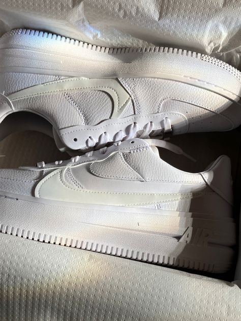 Nike Air Force Platform, Aesthetic Nike Air Force 1, Air Force Platform, Platform Air Force 1, Air Force 1 Platform, Aesthetic Shoe, Aesthetic Nike, Aesthetic Shoes, Sneaker Heels