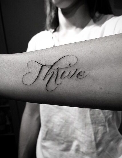 Not in that place or with that font Thrive Tattoo, Tattoo Barbed Wire, Barbed Wire Tattoo, Best Tattoo Fonts, Tattoo Letters, Wire Tattoo, Diy Tattoo Permanent, Japanese Tattoo Symbols, Tattoo Symbols