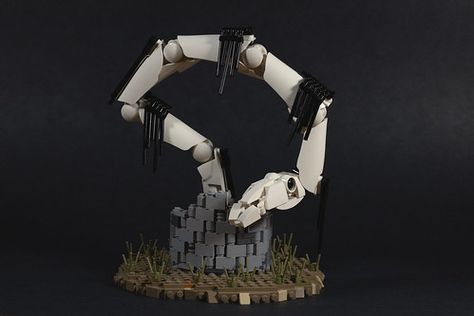 Long Horse Creepypasta, Long Horse Scp, Long Horse Trevor Henderson, Scp Creatures, Lego Horror, Trevor Henderson, Bionicle Mocs, Amazing Lego Creations, Lego Mechs