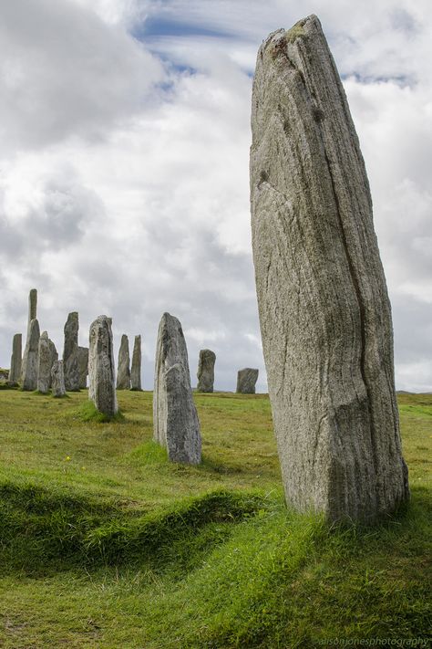 Calanais standing stones. Lewis Outer Hebrides, Scotland. Callanish Standing Stones, Hebrides Scotland, Stone Circles, Standing Stones, Standing Stone, Outer Hebrides, Scotland Uk, Hotel Booking, England And Scotland