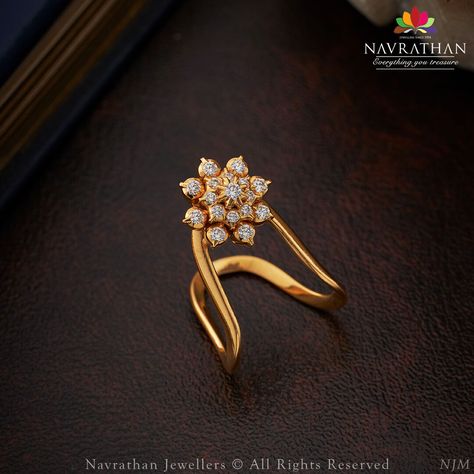 Traditional Vanki Ring Designs, Vanki Designs Jewellery Ring, Gold Vanki Ring Designs, Finger Rings Gold Indian, Vangi Ring, Vanki Ring Design, Vanki Designs Jewellery, Vanki Ring, Jewelry Necklace Simple