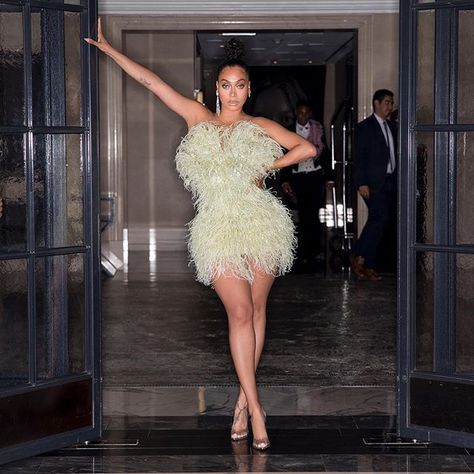 ℒᎯ ℒᎯ (@lala) • Instagram photos and videos Met Gala After Party, Black Feather Dress, Lala Anthony, Feather Dress, Party Photo, After Party, Elegant Outfit, Fashion Stylist, Fashion Addict