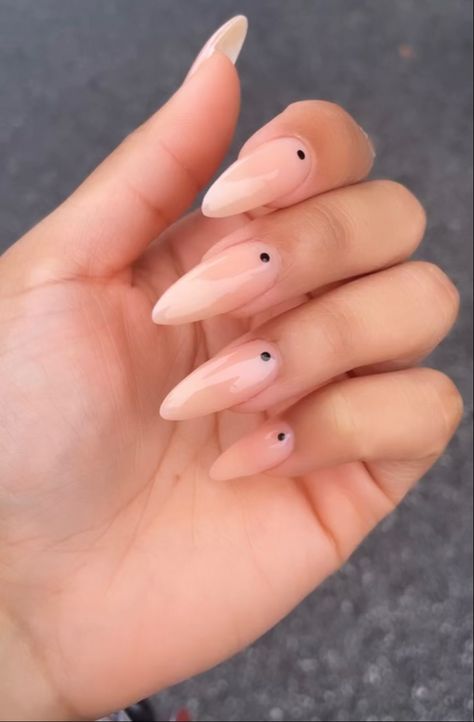 Black Dot Nails Simple, Dot On Nails Simple, Edgy Neutral Nails, Nude Pattern Nails, Almond Nails Dots, Nude Nails With Black Dots, Nude Nail With Design, Nude Base Nail Designs, Nails With Black Dots