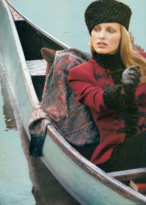 Ralph Lauren, Russian Collection, 1993. Ralph Lauren Fall, Ralph Lauren Style, Russian Fashion, Foto Art, Ralph Lauren Collection, Girly Outfits, Jeans Brands, Outfit Idea, Outerwear Women