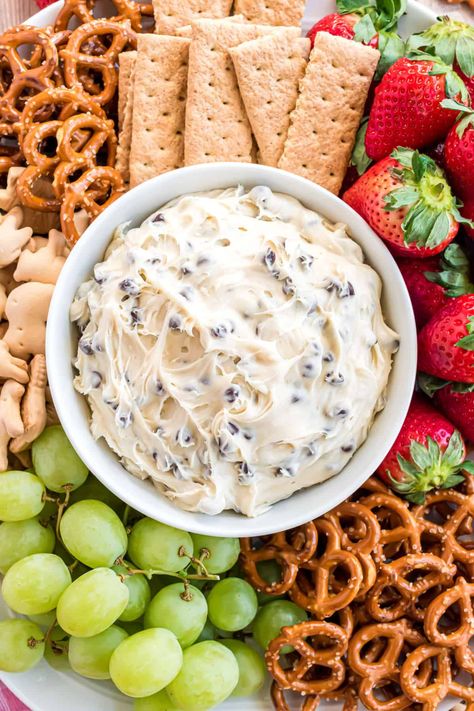 Cookie Dough Dip Recipe - Shugary Sweets Dip Recipies, Cookie Dippers, Arrowroot Cookies, Cookie Dough Dip Healthy, Chocolate Chip Cookie Dough Dip, Cookie Dough Dip Recipe, Cookie Dip, Easy Cookie Dough, Chocolate Chip Dip