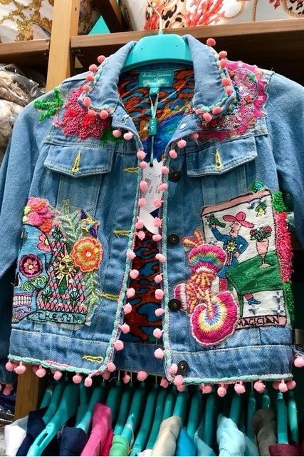 Gina’s Clothing, Jewelry And Accessory Show - Some Vintage Items Crochet On Denim, Embroidery Jeans Jacket, Upcycled Denim Jacket, Diy Denim Jacket, Reworked Clothing, Embellished Denim Jacket, Mode Hippie, Cinque Terre Italy, Boho Denim