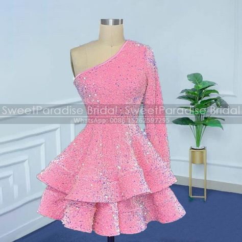 Sweet 16 Dresses Short Pink, Pink Birthday Dress Classy, Homecoming Dresses Sequins, Barbie Homecoming, Purple Birthday Dress, Pink Sparkle Dress, 8th Grade Prom Dresses, Pink Birthday Dress, 16 Outfits