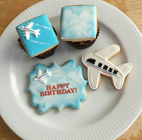 Airplane theme cupcakes and cookies. Pilot Cookies, Airplane Sugar Cookies, Airplane Cookies, Airplane Theme, Park Birthday, Cookies For Kids, Themed Cupcakes, Graduation Cakes, Cut Out Cookies