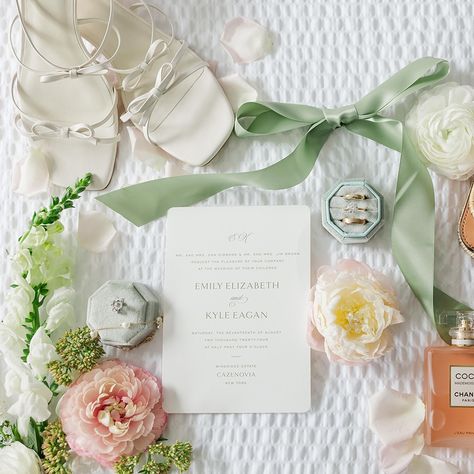 Are you team wedding details or late night flatlay shots? ⬇️ . . . VENUE @windridgeestate PHOTOGRAPHY @senecaryanco PLANNING @thearchitectsdaughterny FLORALS @westcott_florist CAKE @biscotti_cafe STATIONERY @minted @mintedweddings . #weddingdetails #weddingflatlay #weddinginspiration #upstatewedding #windridgeestate Fall Wedding Flatlay, Flatlays Wedding, Detail Wedding Shots, Flatlay Wedding Details, 2026 Wedding, Upstate Wedding, Wedding Detail Shots, Wedding Flatlay, Lego Wedding