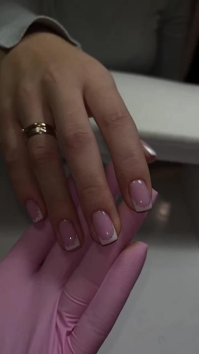 May Hawamdeh ב-TikTok Shine French Nails, Shine Bright Like A Diamond, December 25, French Nails, Shine Bright, Summer Nails, Make Your Day, Gel Nails, Make Your