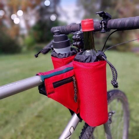 Bike Accessories Diy, Kayak Fishing Diy, Bike Gadgets, Bicycle Paint Job, Bike Hacks, Bicycle Diy, Bicycle Camping, Bikepacking Bags, Biking Diy