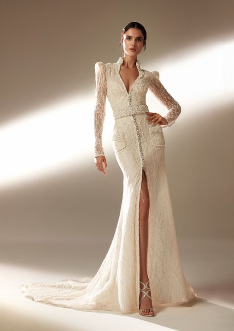 Atelier Pronovias 2021 Cruise Collection #weddingdress #longsleeveweddingdress #frontslitweddingdress Sophisticated Wedding Gown, Strapless Lace Wedding Dress, Embellished Wedding Dress, Haute Couture Wedding Dress, Pronovias Wedding Dress, Bow Wedding Dress, Sheer Wedding Dress, Iconic Dresses, فستان سهرة