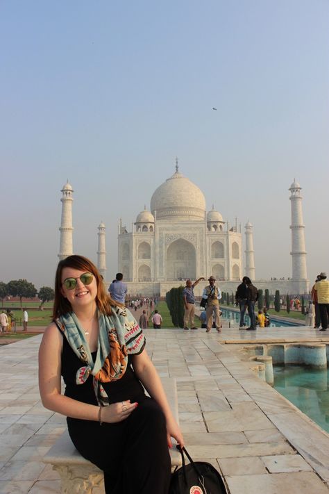 Visiting the Taj Mahal Tips (Dress Code, Best Time, etc.) | Yoko Meshi What To Wear At Taj Mahal, Outfits To Wear At Taj Mahal, Taj Mahal Outfit, India Packing List, India Outfits, India Travel Places, India Travel Guide, Taj Mahal India, Visit India