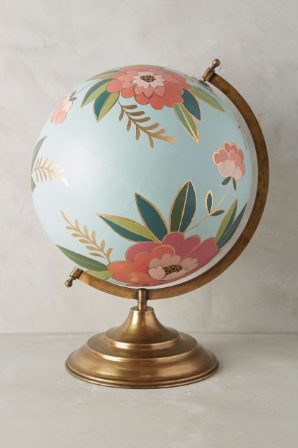 #anthrofave Shakespeare Globe, Hand Painted Globe, Globe Crafts, Painted Globe, Gold Home Accessories, Gold Globe, Globe Art, Anthropologie Home