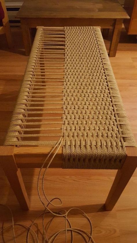 Weave a bench DIY ? Dining chairs ? How To Weave Bench Seat, Weave Chair Seat Diy, Chair Weaving Diy, Woven Chair Diy, Woven Stool Diy, Diy Chairs For Outside, Simple Bench Diy, Bench Seating Diy, Weaved Chair