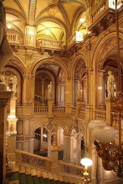 Vienna State Opera, Vienna Austria, Alam Yang Indah, Lviv, Beautiful Architecture, Beautiful Buildings, Macedonia, Pretty Places, Albania