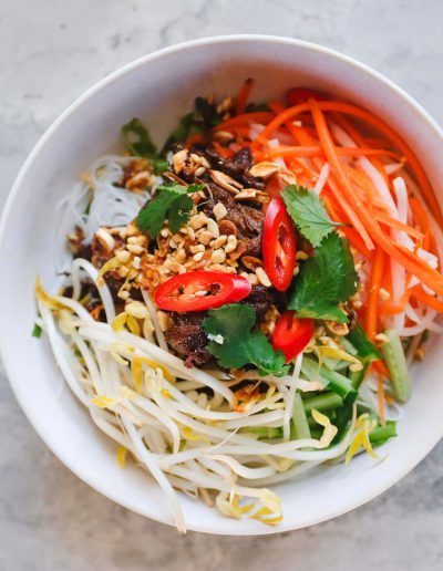 Vietnamese Lemongrass ‘Beef’ Vermicelli Salad - Recipes - Fable Food Co | Plant-based meaty goodness with a story Beef Vermicelli, Vermicelli Salad, Satisfying Salads, Pickled Carrots, Vermicelli Noodles, Fried Shallots, Shredded Lettuce, Oyster Sauce, Roasted Peanuts