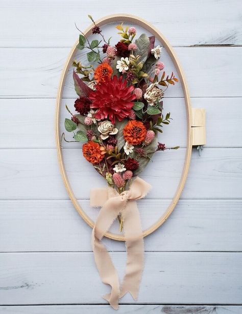 Oval Embroidery Hoop, Flower Arrangements Home, Oval Embroidery, Easy Fall Wreaths, Valentine Embroidery, Wooden Embroidery, Embroidery Hoop Wall, Fall Flower Arrangements, Wooden Embroidery Hoops