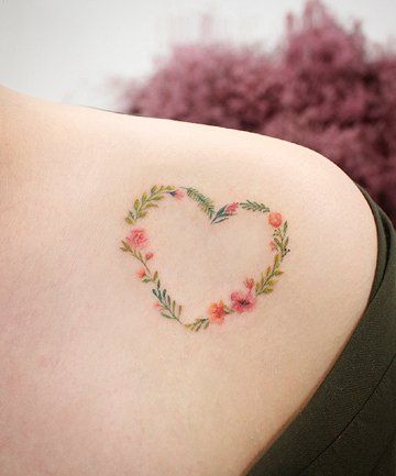 21 Non-Cheesy Heart Tattoos Perfect for Valentine's Day - (Page 2) Wildflowers Tattoo, Wreath Tattoo, Tato Henna, Shape Tattoo, Tattoos For Lovers, Tatuaje A Color, Heart Tattoo Designs, Tattoos For Daughters, 문신 디자인