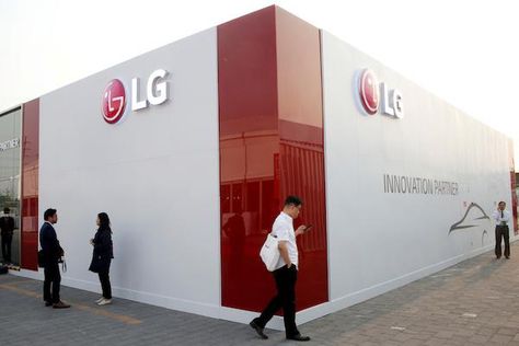 LG To Focus On Car Components, Others Amid Struggling Smartphone Business  ||  LG Electronics has revealed that it plans to focus more on research and development projects this year. The company is investing 19 trillion won or US$17 billion for the projects amid its struggling smartphone business.  Korea Herald learned Wednesday that LG is now setting its sights on innovation as it invests on more http://www.ibtimes.com/lg-focus-car-components-others-amid-struggling-smartphone-business-2651014?utm_campaign=crowdfire&utm_content=crowdfire&utm_medium=social&utm_source=pinterest Ev Battery, Robot Technology, Lg G6, Universal Charger, Lg Electronics, Digital Tv, Energy Storage, Smart Technologies, Renewable Energy